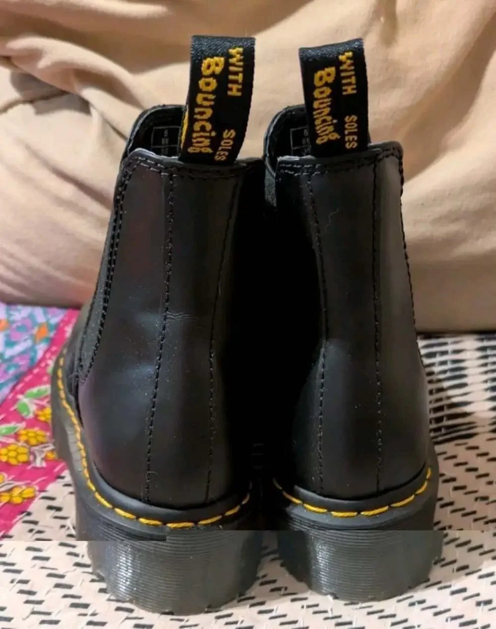 Dr. Martens 2976 Quad Black Smooth Leather Platform Chelsea Boots Women’s Size 7
